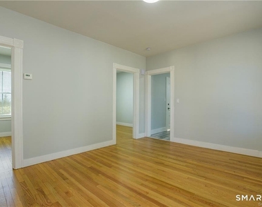 21 Bayview Avenue - Photo Thumbnail 19