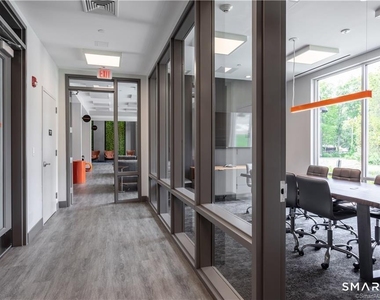 300 Glover Avenue - Photo Thumbnail 12