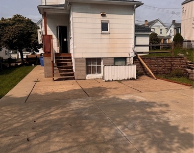 531 Bluff St - Photo Thumbnail 18
