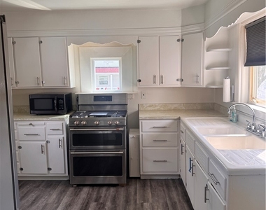 531 Bluff St - Photo Thumbnail 7