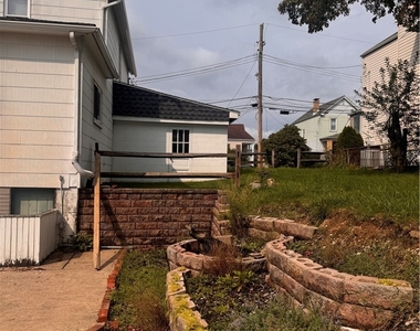 531 Bluff St - Photo Thumbnail 20