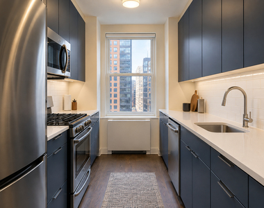 230 East 30th Street - Photo Thumbnail 3