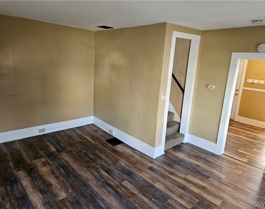 99 Owasco Street - Photo Thumbnail 5