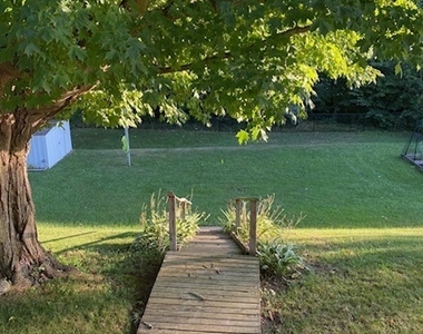 383 Northfield Way - Photo Thumbnail 13