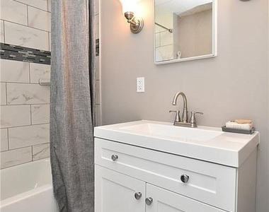 94 Reo-lower Avenue - Photo Thumbnail 12