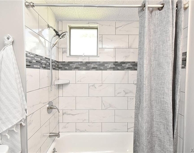 94 Reo-lower Avenue - Photo Thumbnail 11
