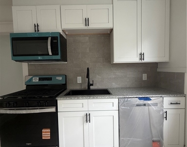73 Hedwig Avenue - Photo Thumbnail 11