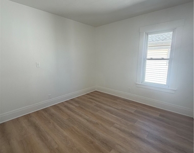292 Hartwell - Photo Thumbnail 19