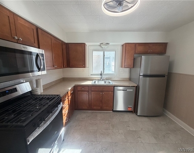 292 Hartwell - Photo Thumbnail 12