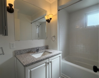 292 Hartwell - Photo Thumbnail 13