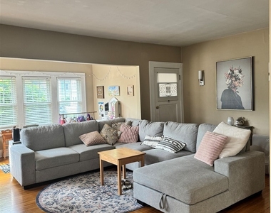 1108 Parkside Avenue - Photo Thumbnail 2