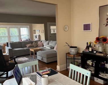 1108 Parkside Avenue - Photo Thumbnail 3