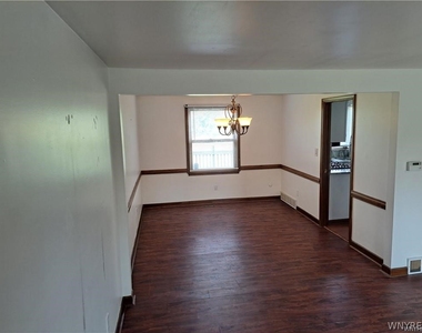150 Gregory Place - Photo Thumbnail 12