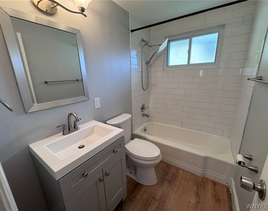 685 Longmeadow Road - Photo Thumbnail 21