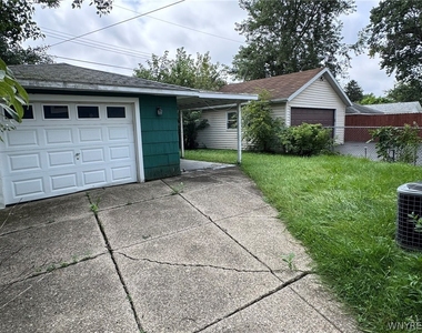 685 Longmeadow Road - Photo Thumbnail 27
