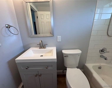 685 Longmeadow Road - Photo Thumbnail 22