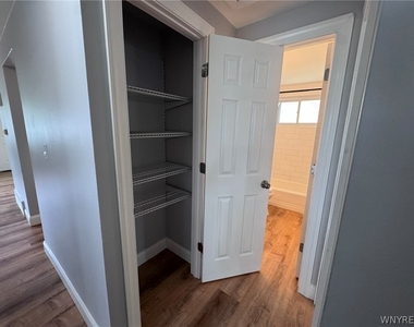 685 Longmeadow Road - Photo Thumbnail 20