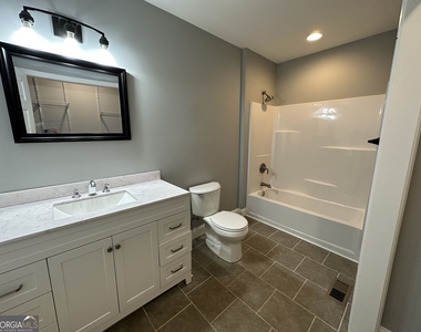 6250 West Avenue - Photo Thumbnail 5