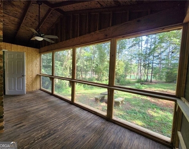 1071 Powderbag Creek Road - Photo Thumbnail 3