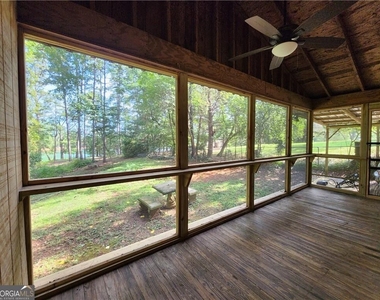 1071 Powderbag Creek Road - Photo Thumbnail 4
