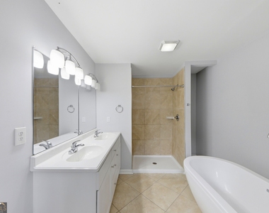 3150 Dogwood Drive - Photo Thumbnail 2