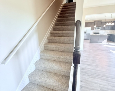 145 Hounds Way - Photo Thumbnail 9