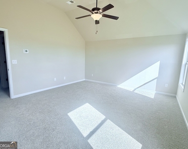 145 Hounds Way - Photo Thumbnail 10