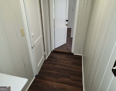 1444 Boulevard Lorraine Sw - Photo Thumbnail 9