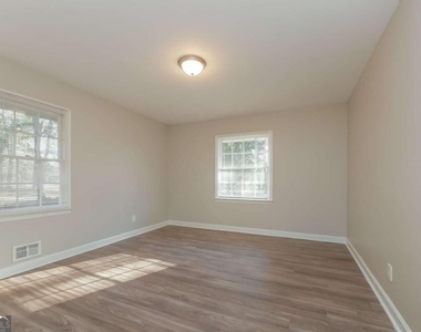 123 New Hope Road - Photo Thumbnail 13