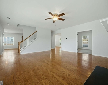 1851 Brighton Boulevard Se - Photo Thumbnail 9