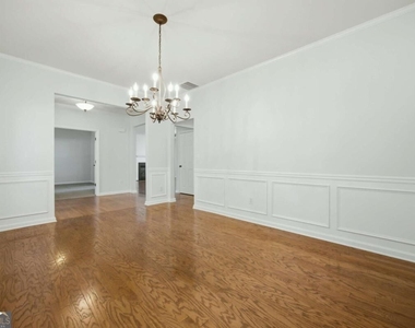 1851 Brighton Boulevard Se - Photo Thumbnail 4