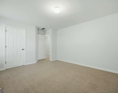 1851 Brighton Boulevard Se - Photo Thumbnail 26
