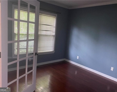 3470 Maple Terrace Drive - Photo Thumbnail 1