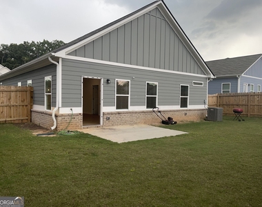 1492 Trellis Court - Photo Thumbnail 6
