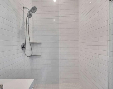 9040 Main Street - Photo Thumbnail 21