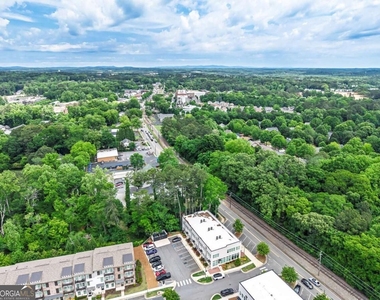 9040 Main Street - Photo Thumbnail 28