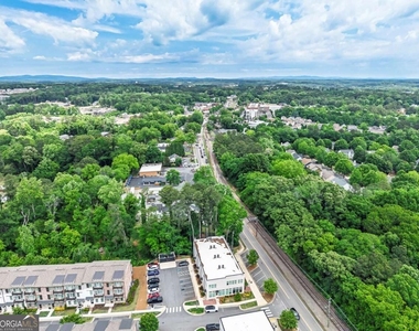 9040 Main Street - Photo Thumbnail 29