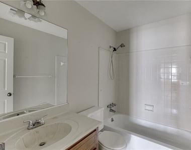 766 Chesterfield Drive - Photo Thumbnail 26
