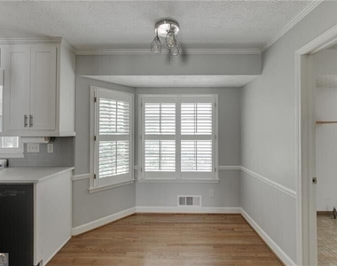 766 Chesterfield Drive - Photo Thumbnail 19