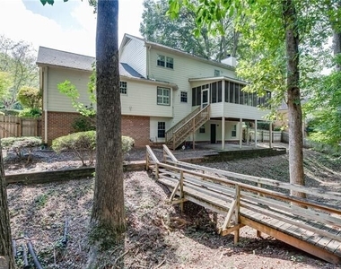 766 Chesterfield Drive - Photo Thumbnail 36