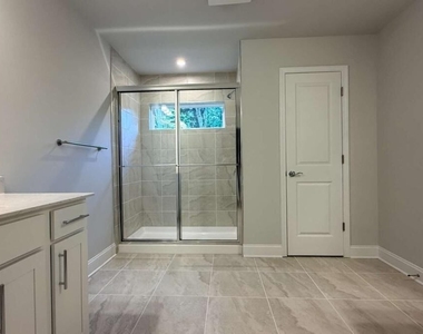 3235 Cherry Grove Way - Photo Thumbnail 18
