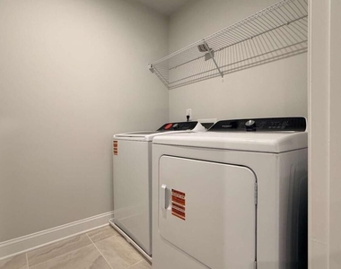 3235 Cherry Grove Way - Photo Thumbnail 32