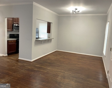 994 Sims Street - Photo Thumbnail 4