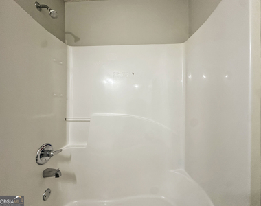 1017 Maris Lane - Photo Thumbnail 16
