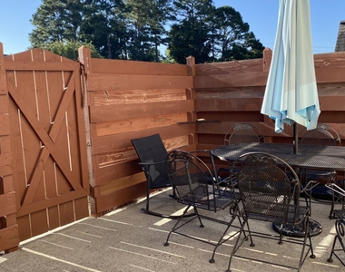 591 Wedgewood Drive - Photo Thumbnail 27