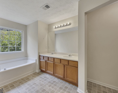 2297 Baker Station Drive - Photo Thumbnail 17