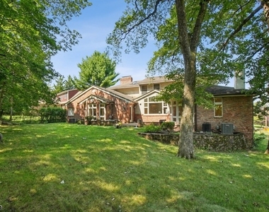 120 Silver Spring Rd - Photo Thumbnail 36
