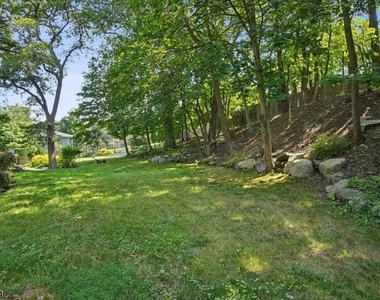 120 Silver Spring Rd - Photo Thumbnail 35