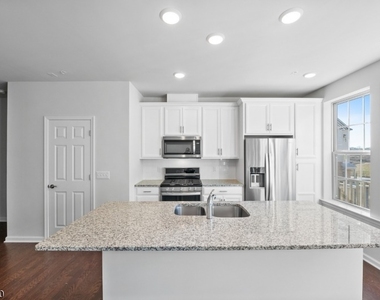 1012 Station Rd - Photo Thumbnail 5