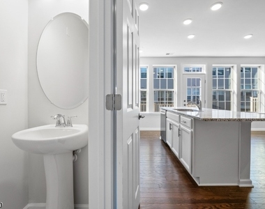 1012 Station Rd - Photo Thumbnail 7